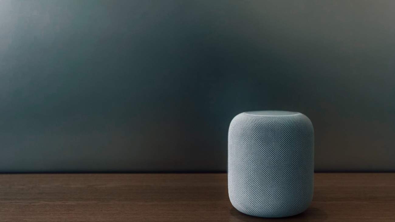 twitter-jankolario-DqKmT5EWBQY-unsplash